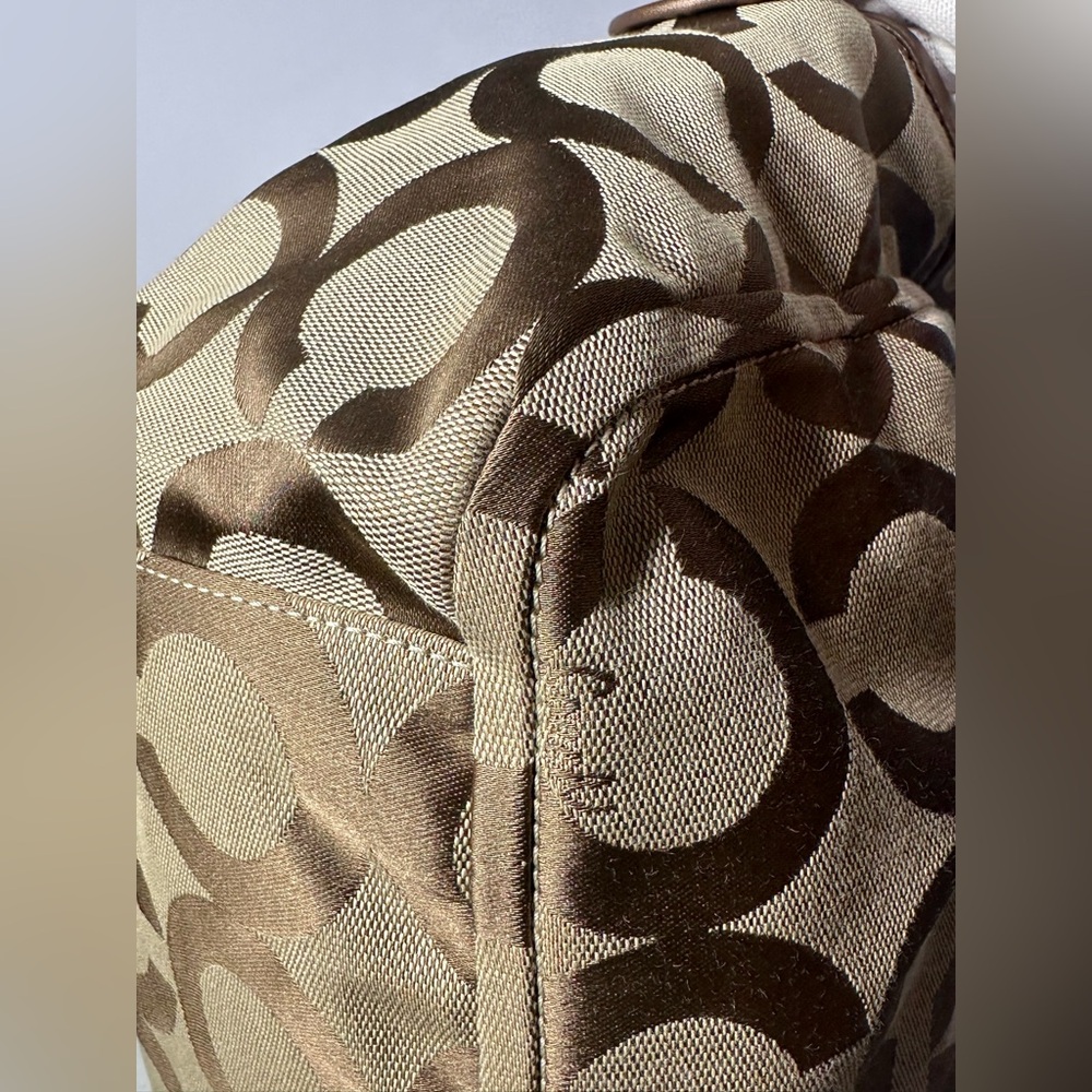COACH PARKER OPT ART SHOULDER BAG - Picture 8 of 13